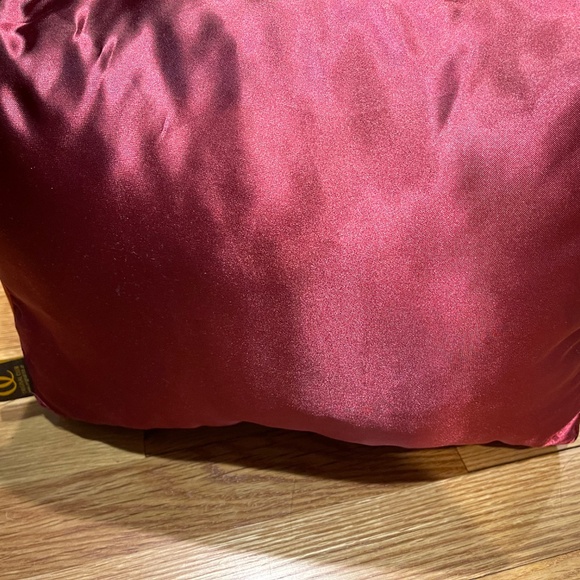 Luxury Bag Pillow Shaper - Picture 8 of 10